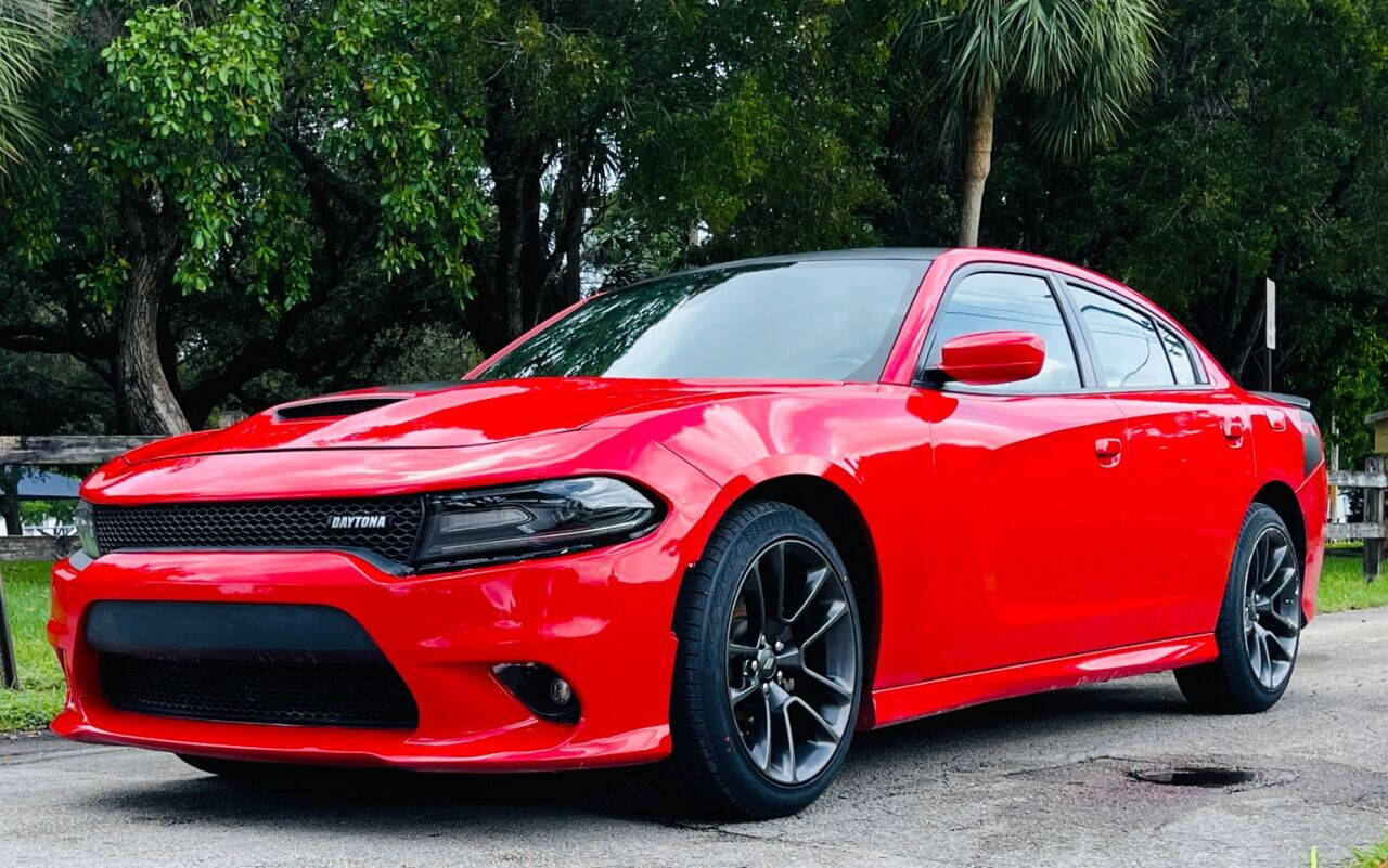 2021 DODGE Charger Sedan - $26,990