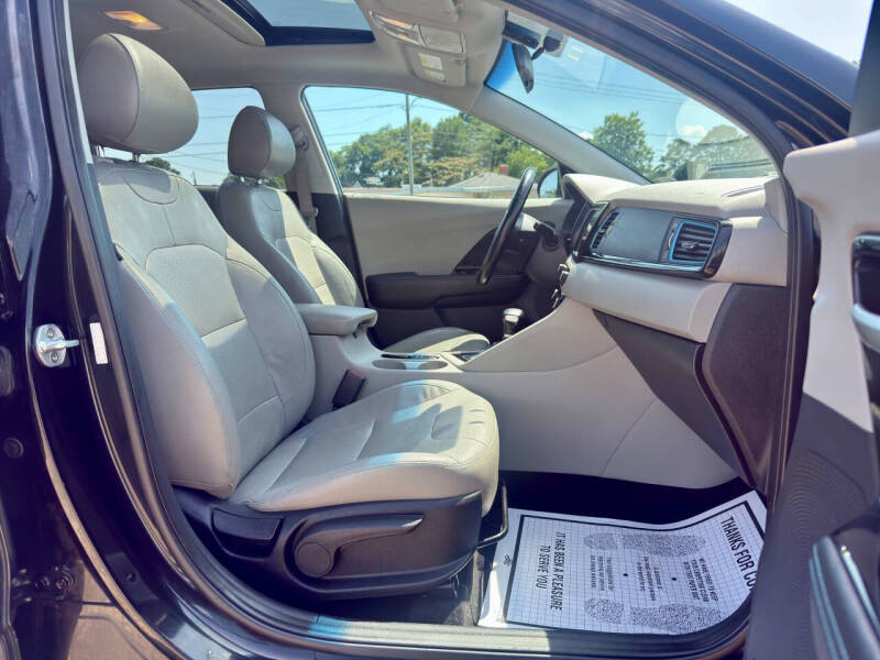 2017 Kia Niro Touring
