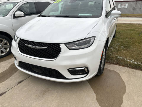2022 Chrysler Pacifica for sale at Chuck's Sheridan Auto in Mount Pleasant WI