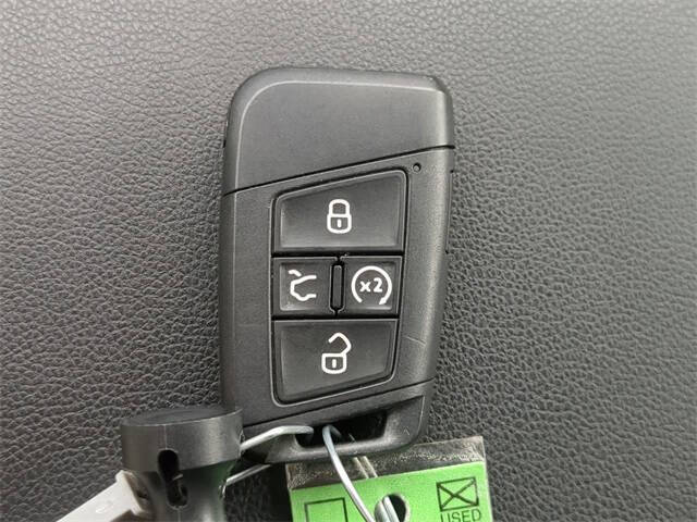 2023 Volkswagen Atlas SE