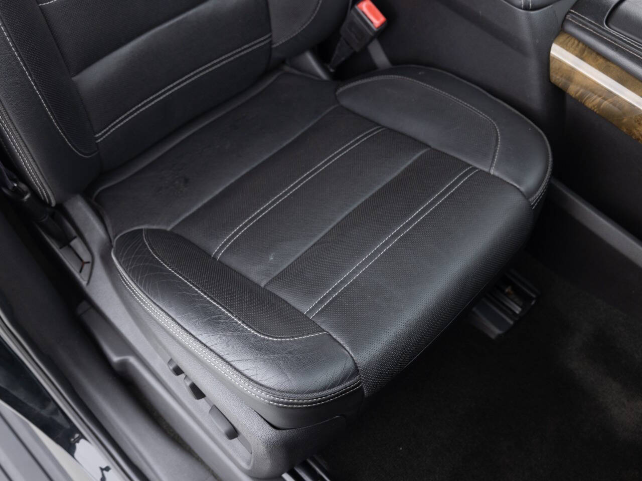 Used Car 2016 Gmc Yukon Xl  Denali 4x4 4dr Suv For Sale Under $25,000 In Coal City, Illinois