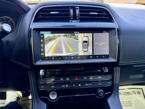 2017 Jaguar F-PACE 20d R-Sport