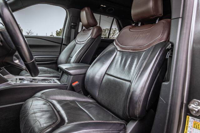 2020 Ford Explorer Platinum