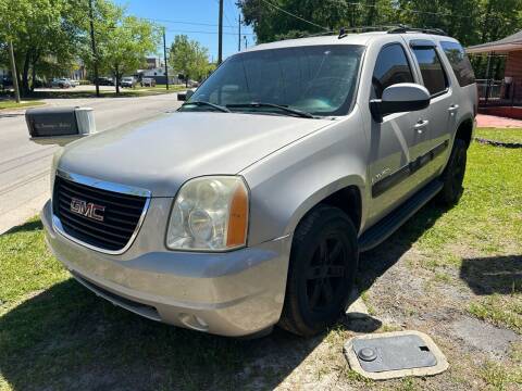2007 GMC Yukon for sale at MISTER TOMMY'S MOTORS LLC in Florence SC