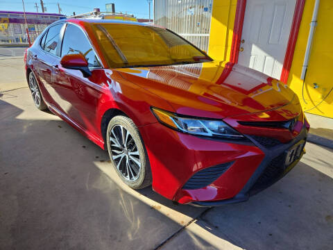 2020 Toyota Camry SE