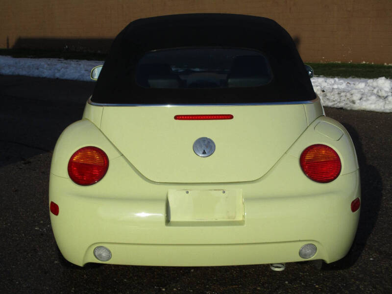 2003 Volkswagen New Beetle Convertible GLS