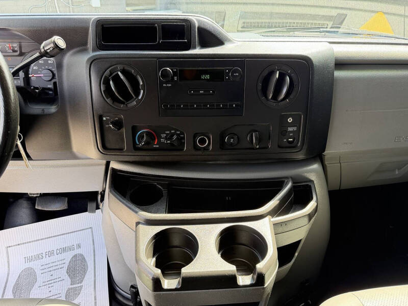 2013 Ford E-Series