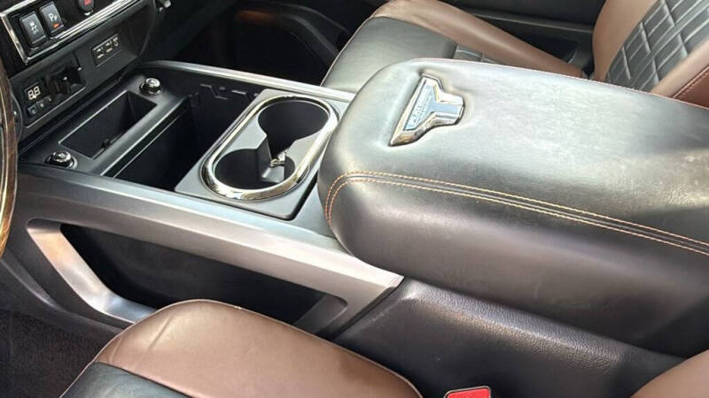 2019 Nissan Titan XD Platinum Reserve