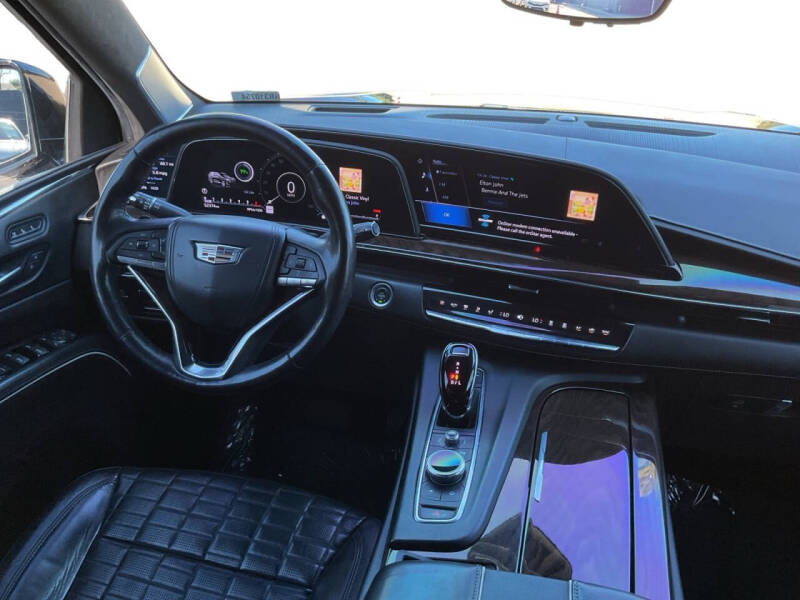 2022 Cadillac Escalade Sport Platinum