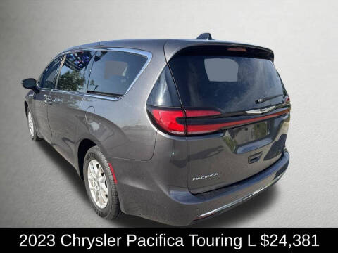 2023 Chrysler Pacifica Touring L
