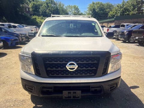 2017 Nissan Titan S