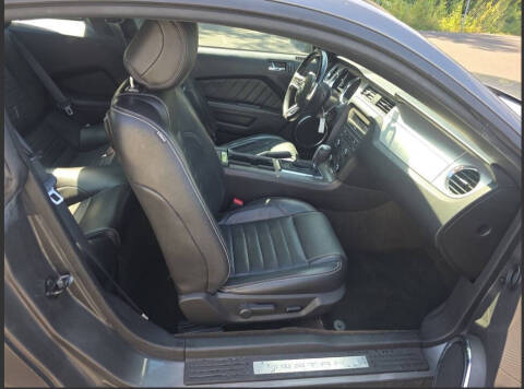 2013 Ford Mustang V6 Premium