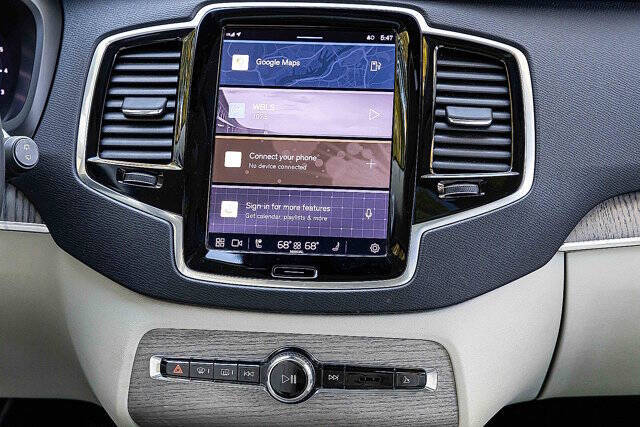 2024 Volvo XC90 B5 Plus Bright Theme