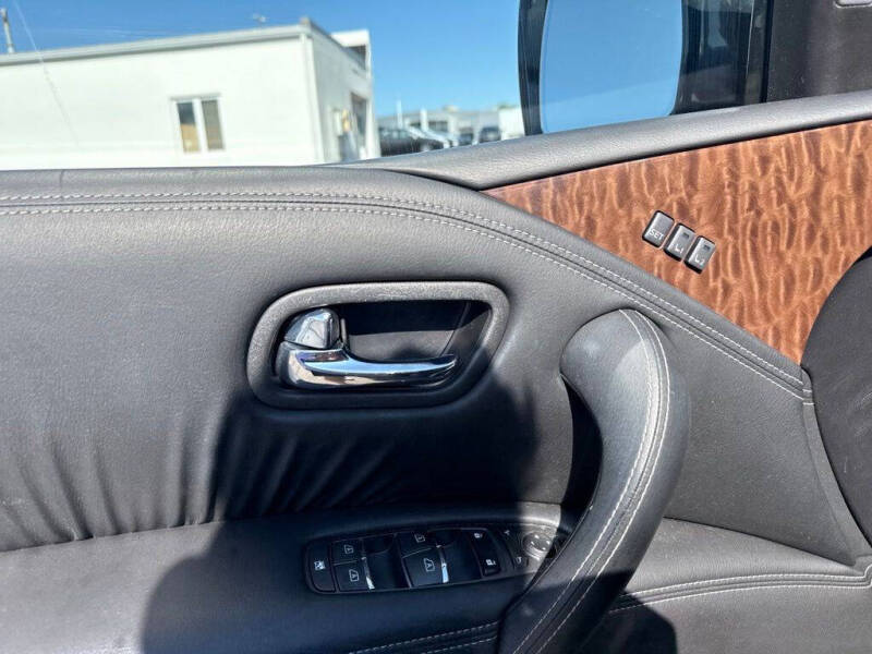 2018 Nissan Armada Platinum