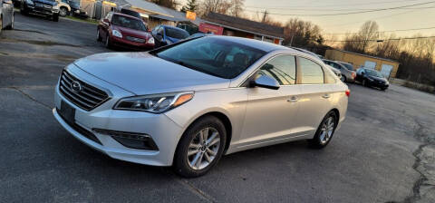 2015 Hyundai Sonata for sale at Gear Motors in Amelia OH