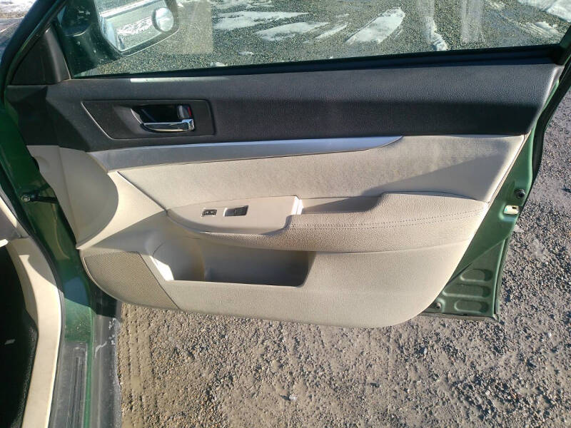 2010 Subaru Outback 3.6R Premium