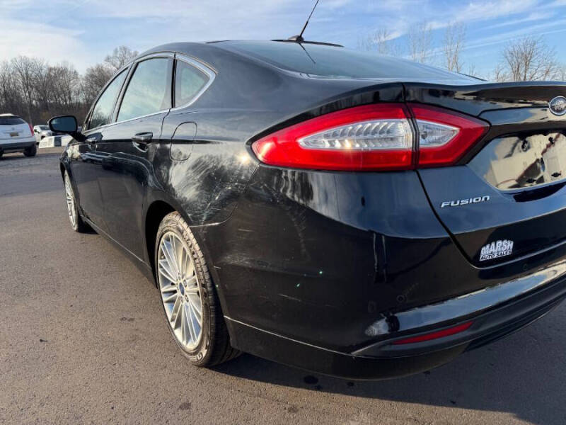 2016 Ford Fusion SE
