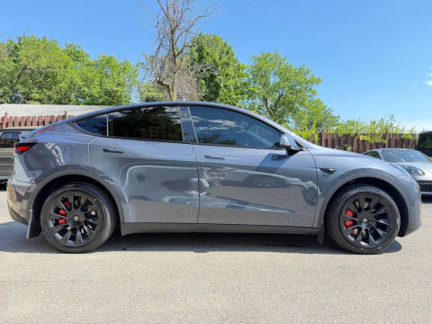 2024 Tesla Model Y Long Range