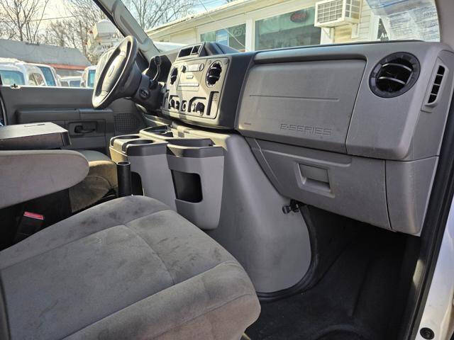 2013 Ford E-Series E-150