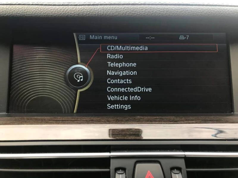 2011 BMW 7 Series 750Li xDrive