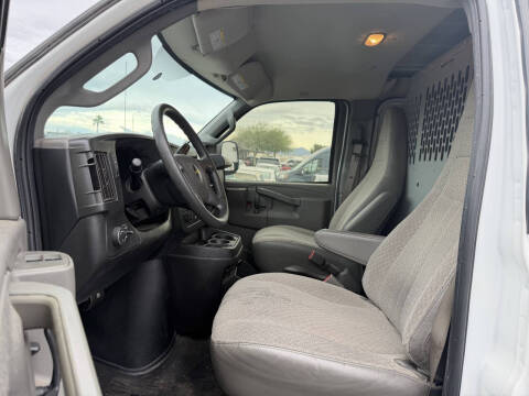 2017 Chevrolet Express 2500