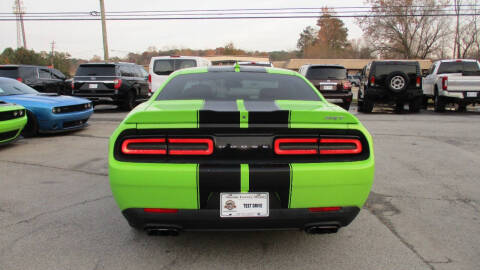2015 Dodge Challenger SRT 392