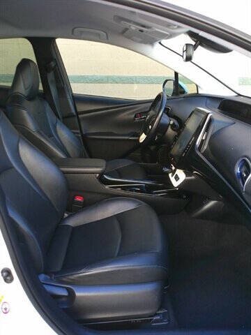 2018 Toyota Prius Four Touring