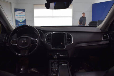 2020 Volvo XC90 T5 Momentum