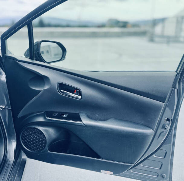 2017 Toyota Prius Two