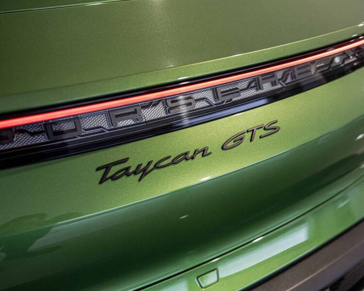 2023 Porsche Taycan GTS