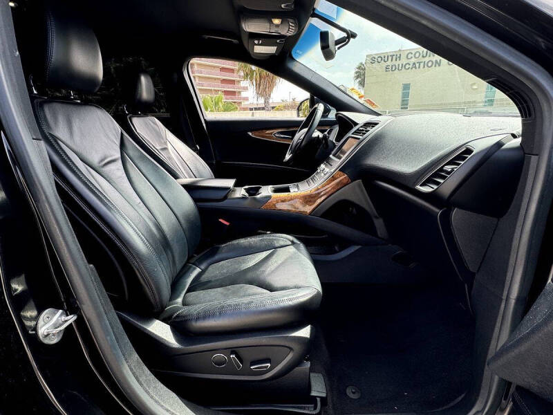 2016 Lincoln MKX Select