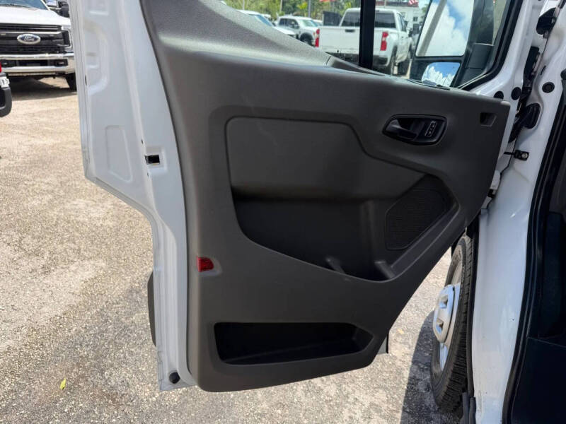 2023 Ford Transit