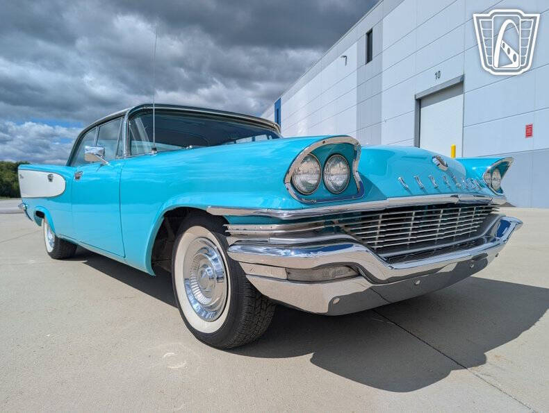 1957 Chrysler Windsor