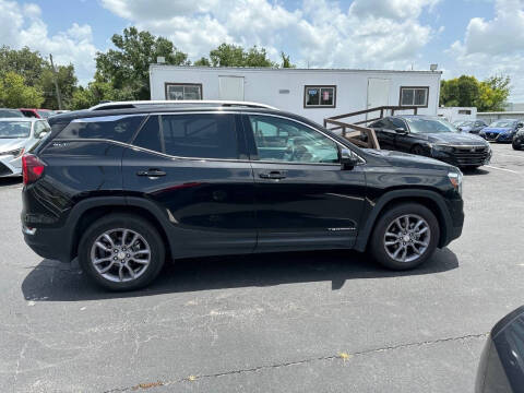 2023 GMC Terrain SLT