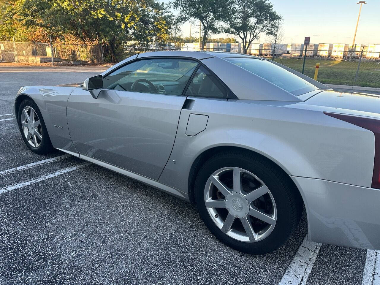 2008 Cadillac XLR  - $23,900
