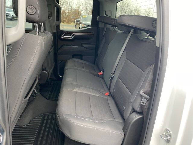 2024 GMC Sierra 1500 Elevation Standard