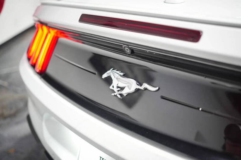 2021 Ford Mustang