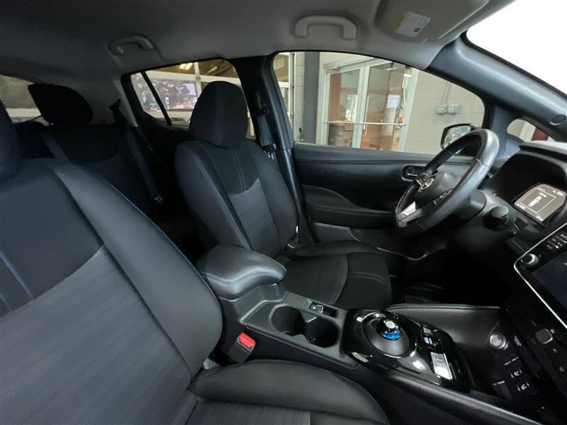 2024 Nissan LEAF SV PLUS
