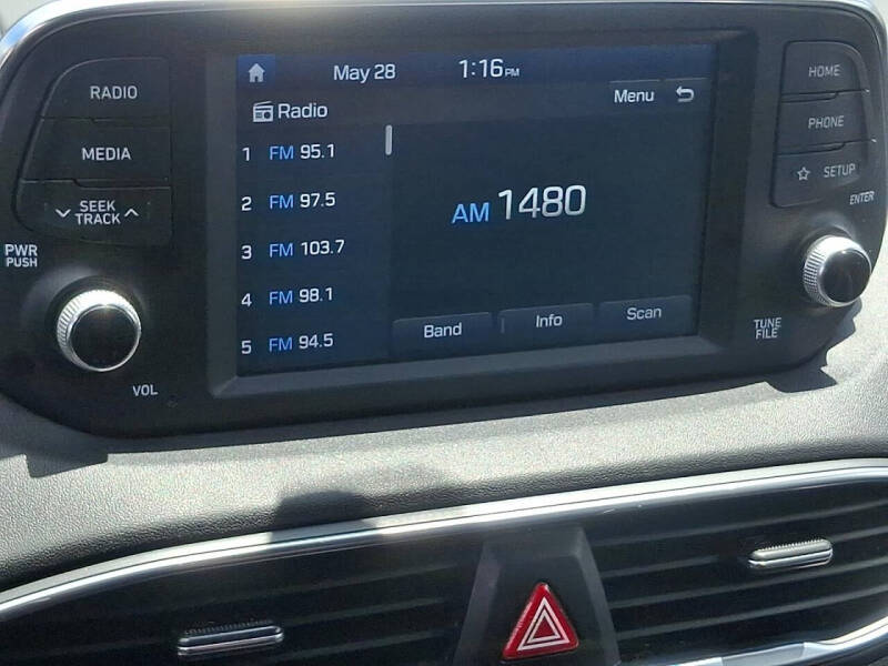 2020 Hyundai Santa Fe SE