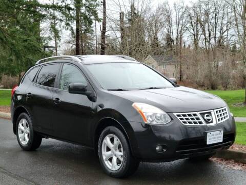 2008 Nissan Rogue for sale at CLEAR CHOICE AUTOMOTIVE in Milwaukie OR