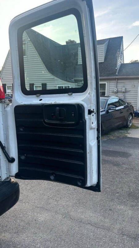 2017 Chevrolet Express 2500