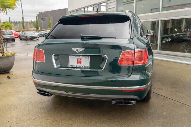 2017 Bentley Bentayga 6