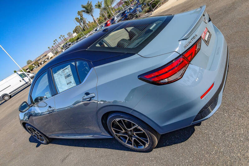2025 Nissan Sentra SR