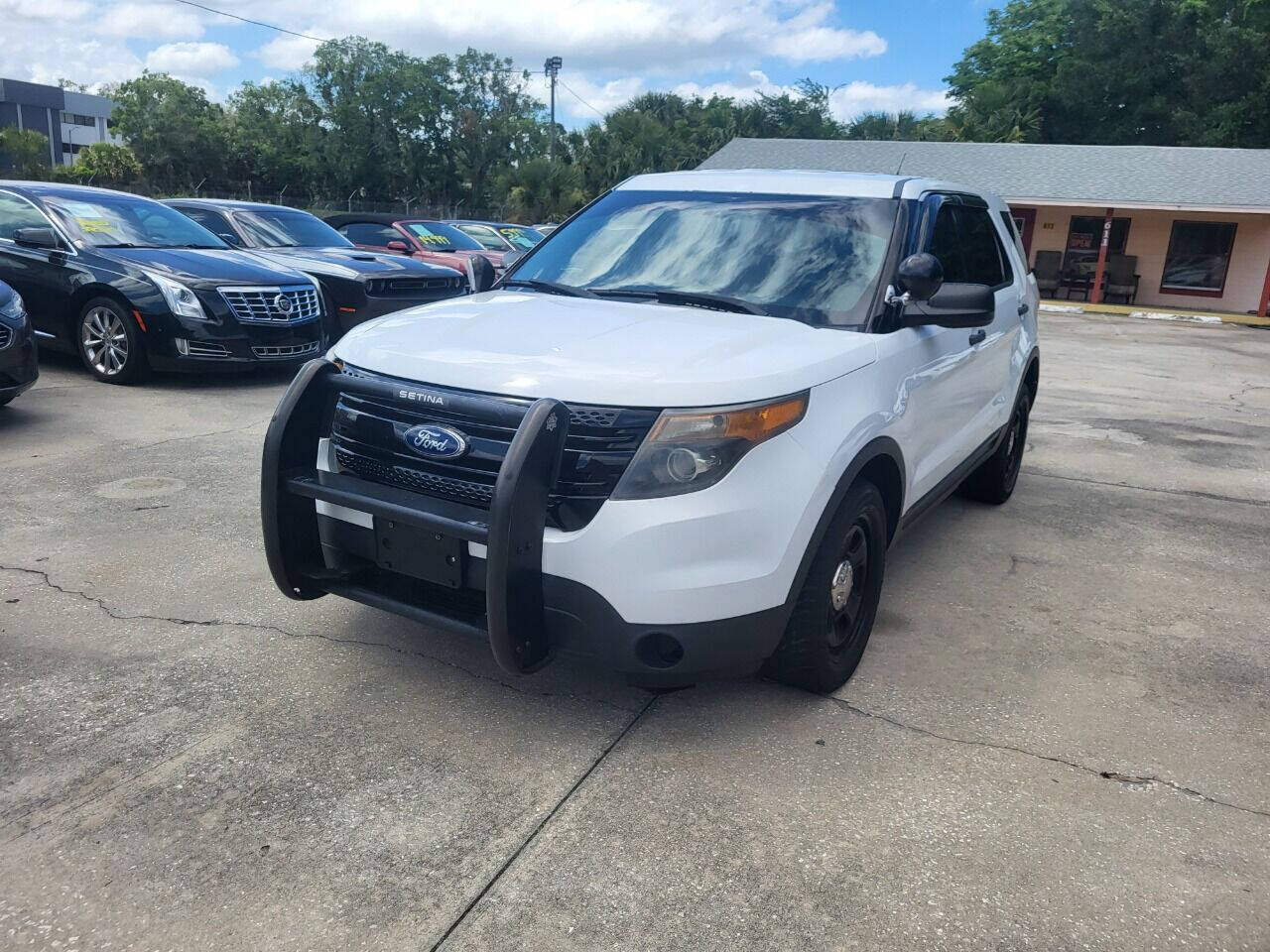 2015 Ford Explorer for sale at FAMILY AUTO BROKERS in Longwood, FL