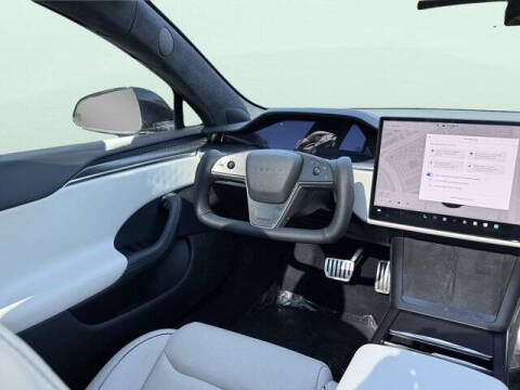 2023 Tesla Model S Plaid