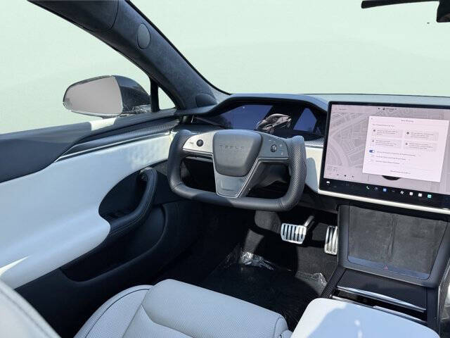 2023 Tesla Model S Plaid