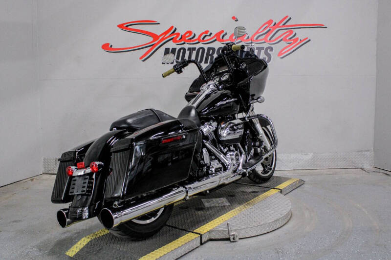 2017 Harley-Davidson Road Glide Special