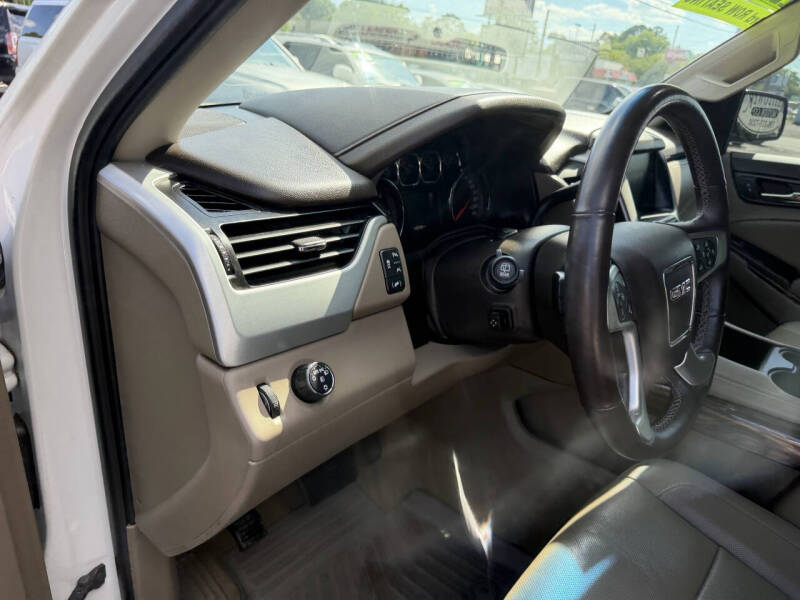 2016 GMC Yukon SLT