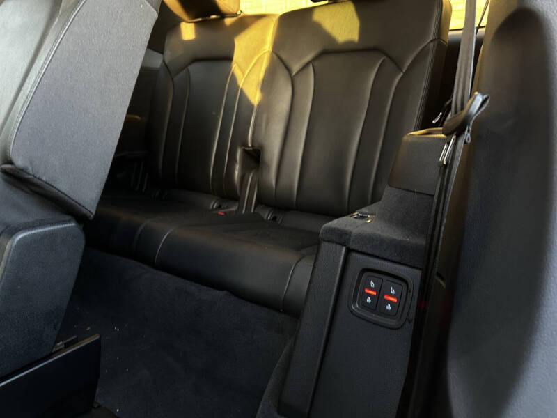 2019 Audi Q7 quattro SE Premium 55 TFSI