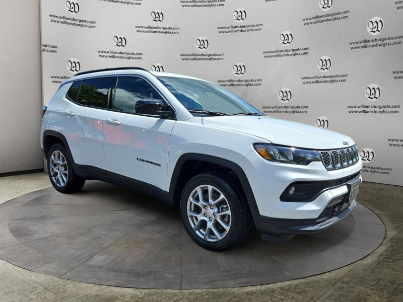 2024 Jeep Compass Latitude Lux